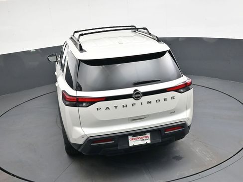 Used 2022 Nissan Pathfinder SV image 33