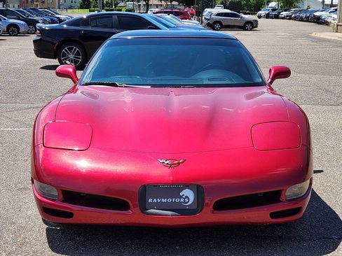Used 2002 Chevrolet Corvette Coupe w/ Preferred Equipment Group2 RWD image 3