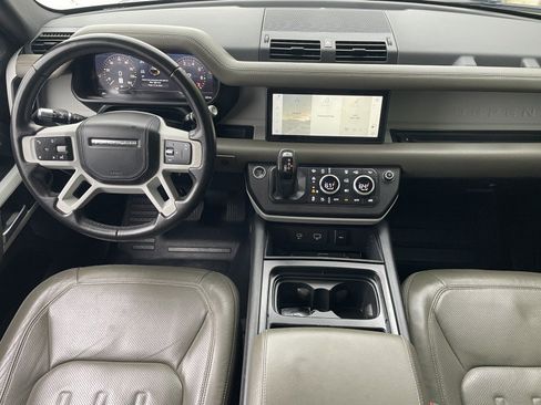 Used 2020 Land Rover Defender 110 SE AWD/4WD image 14
