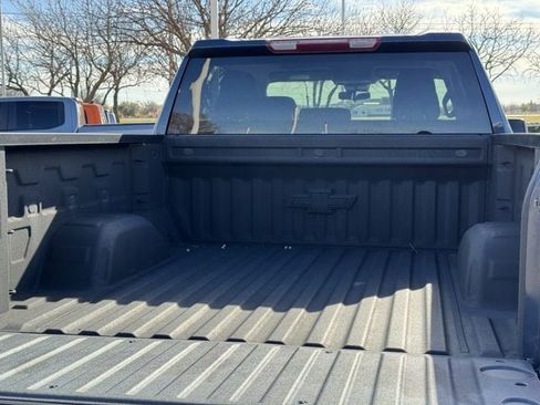 Used 2022 Chevrolet Silverado 1500 RST w/ Z71 Off-Road Package image 31