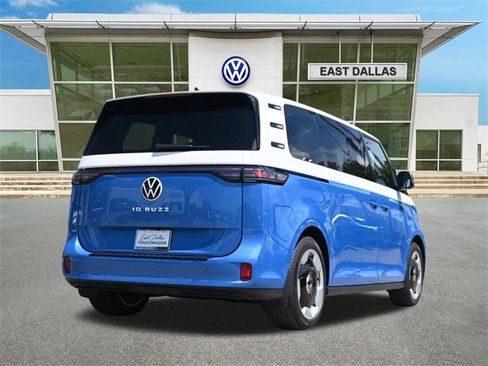 New 2025 Volkswagen ID. Buzz Pro S image 3