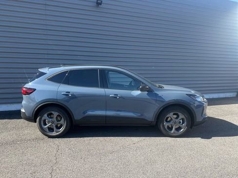 New 2026 Ford Escape ST-Line w/ Tech Pack #1 image 2