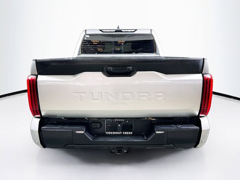 Used 2022 Toyota Tundra SR5 w/ Convenience Package image 4