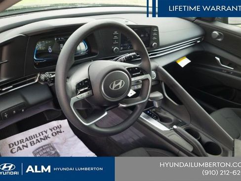 New 2026 Hyundai Elantra SE FWD image 13