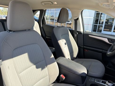 Used 2021 Ford Escape S image 7