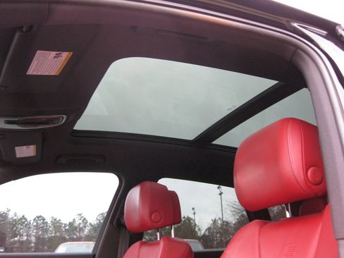 Used 2018 Audi SQ5 Prestige w/ Prestige Package image 25