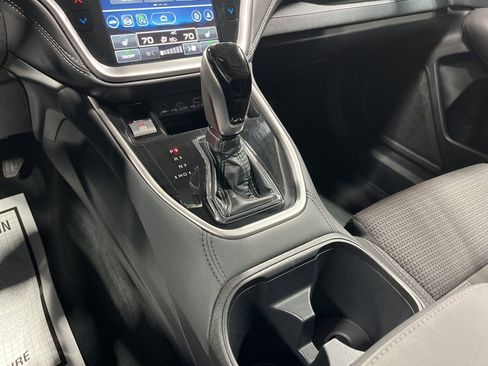 Used 2024 Subaru Outback Premium image 28