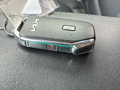 Used 2022 Kia Seltos EX AWD/4WD image 30