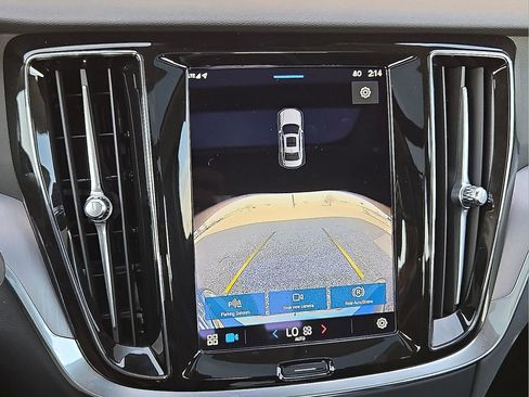 Certified 2024 Volvo S60 B5 Core image 27