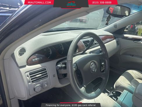 Used 2011 Buick Lucerne CXL w/ Driver Confidence Package FWD image 9