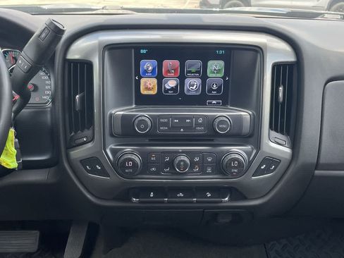 Used 2018 Chevrolet Silverado 1500 LT w/ All Star Edition AWD/4WD image 13