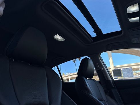 Used 2022 Subaru Crosstrek 2.5i Limited w/ Moonroof Package 2 image 16