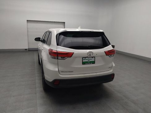 Used 2019 Toyota Highlander Plus image 6