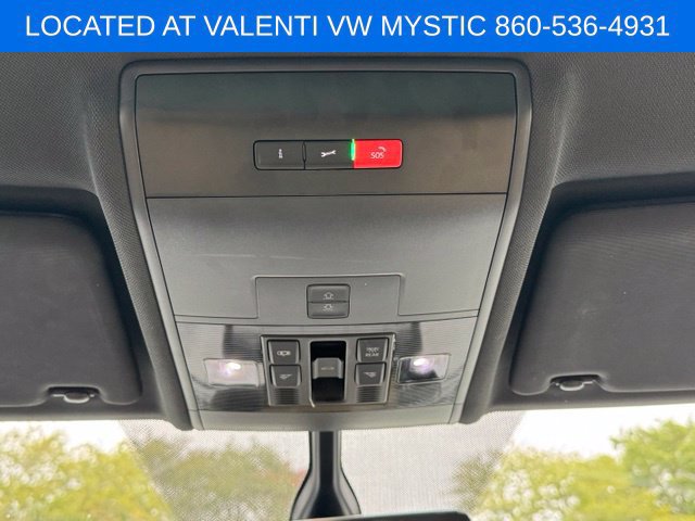 Certified 2023 Volkswagen Atlas Cross Sport SE w/ Panoramic Sunroof Package AWD/4WD image 19