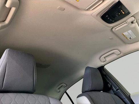 Used 2024 Toyota Corolla LE image 17