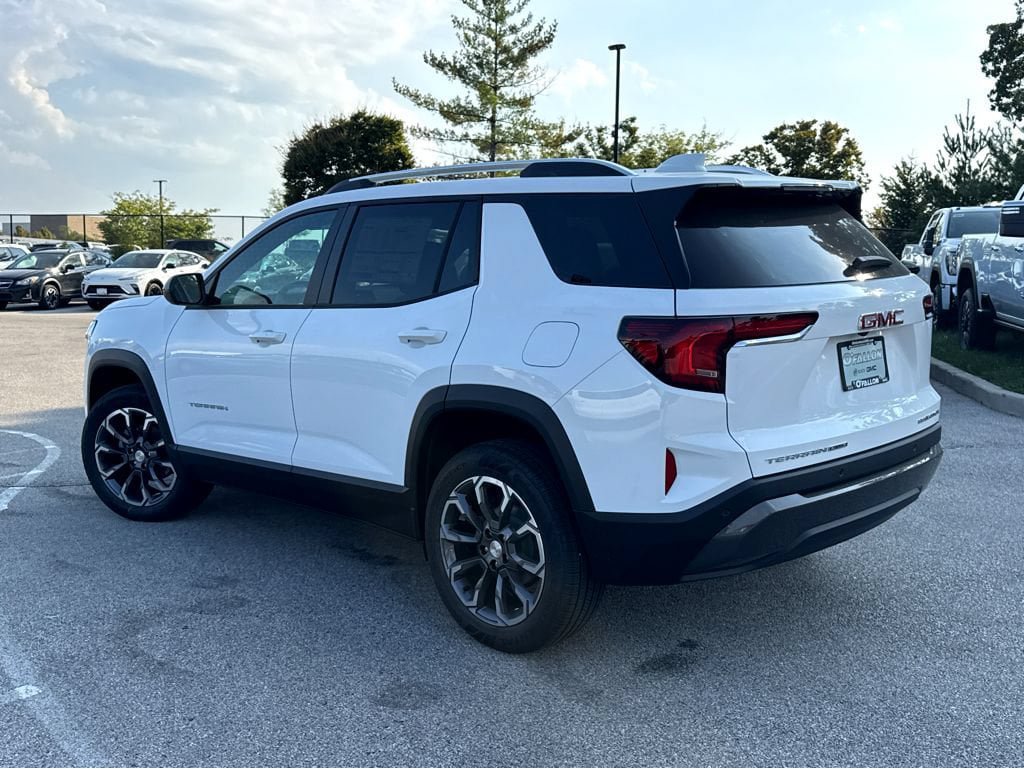 New 2027 GMC Terrain Elevation w/ Elevation Premium Package AWD/4WD image 3
