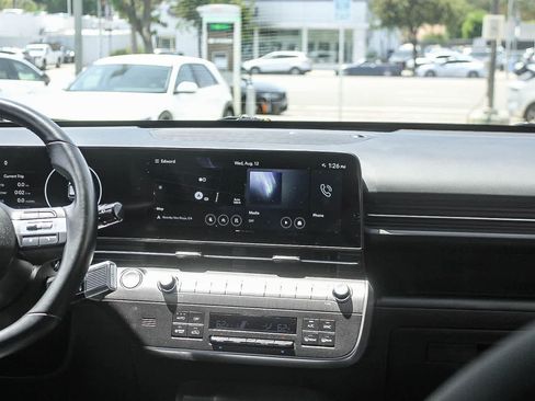 Certified 2024 Hyundai Kona SEL FWD image 17
