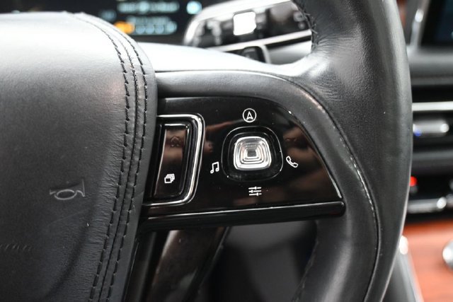 Used 2021 Lincoln Aviator Reserve w/ Equipment Group 202A AWD/4WD image 14