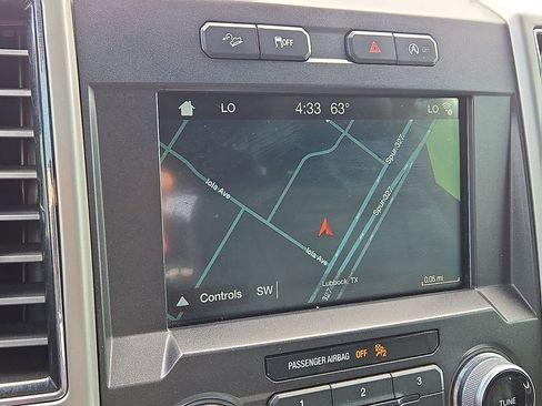 Used 2018 Ford F150 Lariat w/ Equipment Group 502A Luxury image 27