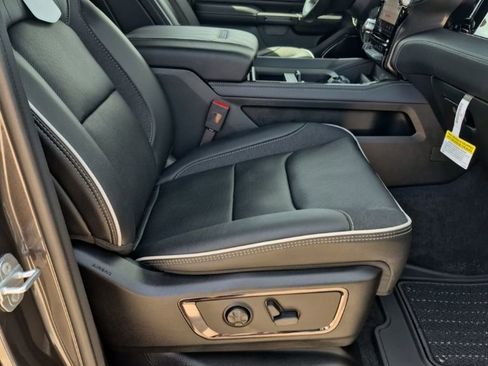 New 2026 RAM 1500 Limited image 28