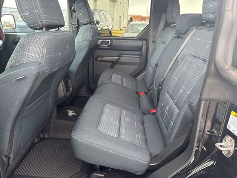 Used 2025 Ford Bronco Heritage Edition image 43