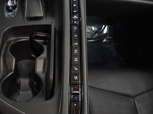 Used 2025 Chevrolet Corvette Z06 w/ Stealth Interior Trim Package RWD image 19
