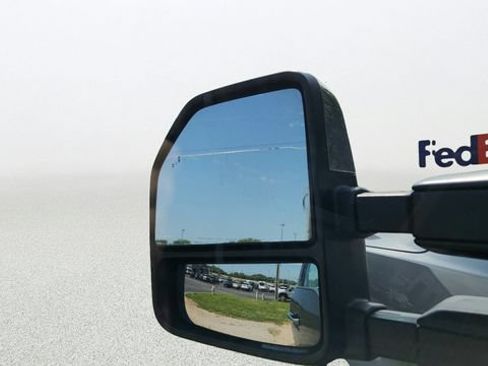 Used 2022 Ford F250 Platinum AWD/4WD image 12