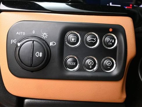 Used 2017 Maserati GranTurismo Sport RWD image 24
