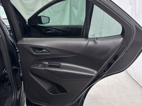 Used 2019 Chevrolet Equinox LT image 34