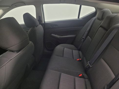 Used 2023 Nissan Altima 2.5 S FWD image 18
