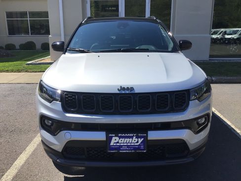 New 2025 Jeep Compass Limited w/ Sun and Sound Group image 2