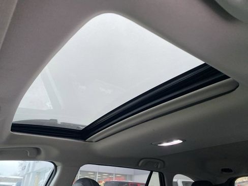 Used 2023 Subaru Outback Limited XT image 17