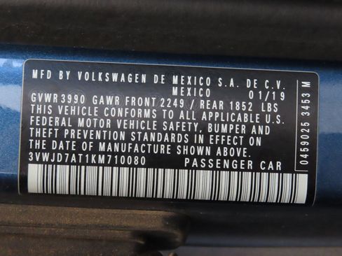 Used 2019 Volkswagen Beetle 2.0T SE image 29