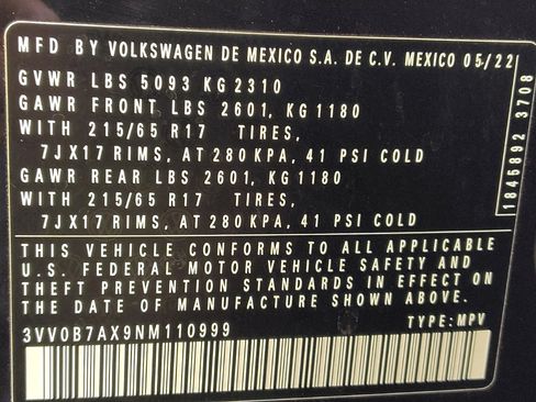 Used 2022 Volkswagen Tiguan S image 33