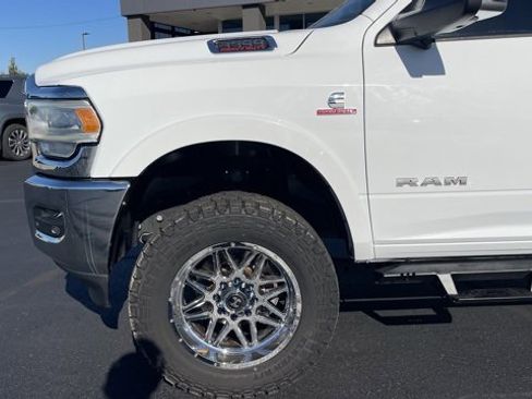 Used 2020 RAM 3500 Laramie image 8