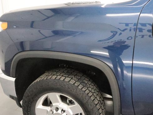 Used 2022 Chevrolet Silverado 2500 LT w/ Convenience Package AWD/4WD image 32
