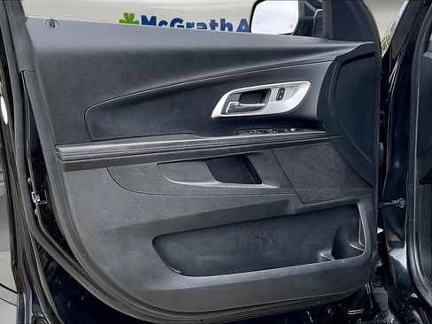 Used 2017 Chevrolet Equinox LT w/ Convenience Package AWD/4WD image 22