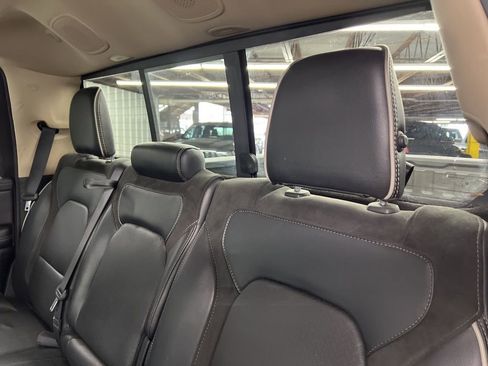 Used 2020 RAM 1500 Laramie image 12