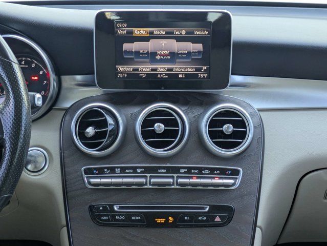 Used 2019 Mercedes-Benz GLC 300 4MATIC image 19