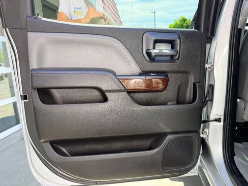 Used 2016 GMC Sierra 2500 SLT w/ Duramax Plus Package image 34