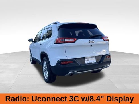 Used 2017 Jeep Cherokee Limited image 3