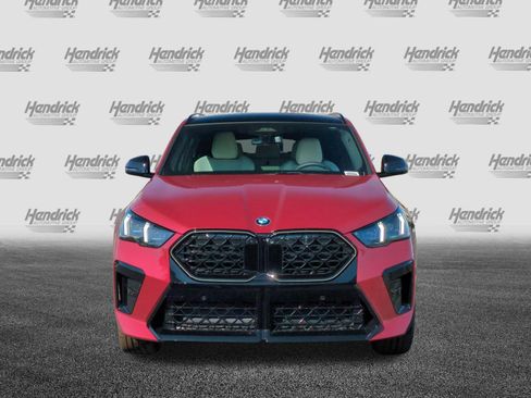 Used 2026 BMW X2 xDrive28i w/ Technology Package AWD/4WD image 3