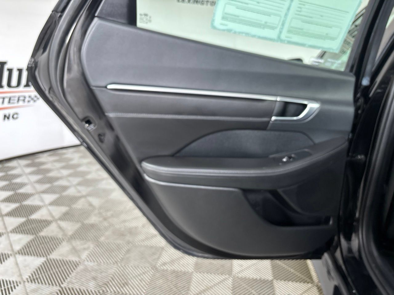Used 2023 Hyundai Sonata Limited FWD image 25