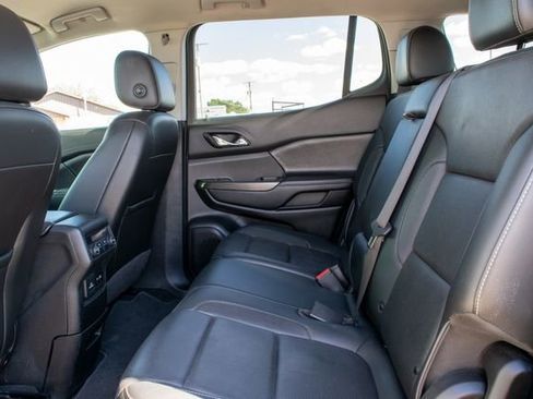 Used 2020 GMC Acadia SLT image 28