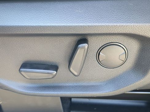 Used 2025 Ford Ranger Lariat w/ FX4 Off-Road Package image 29