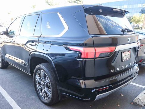 Used 2024 Toyota Sequoia Capstone image 10