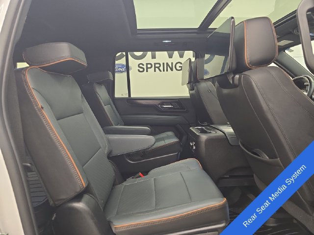 Used 2025 GMC Yukon XL AT4 w/ AT4 Premium Plus Package AWD/4WD image 14