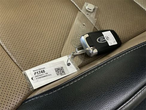 Used 2022 Ford F150 Lariat w/ Equipment Group 502A High image 42