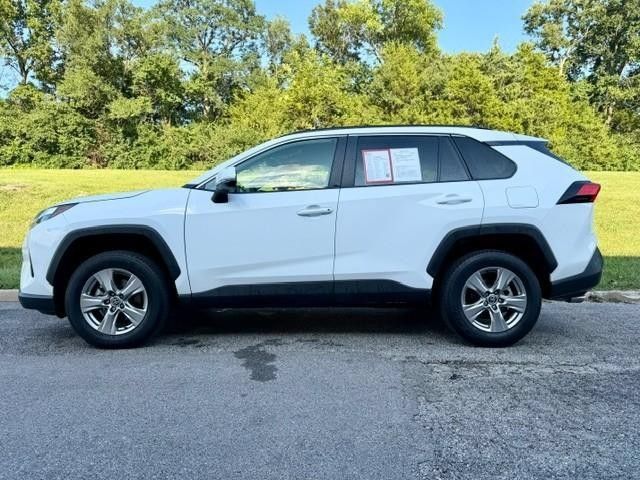 Certified 2025 Toyota RAV4 XLE AWD/4WD image 3