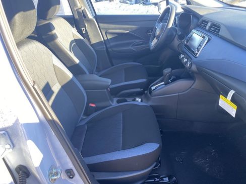 New 2025 Nissan Versa SV image 28